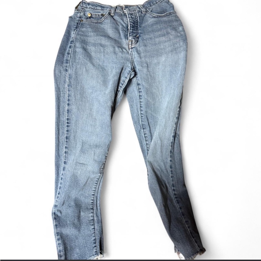 Universal Thread Light Blue Straight Leg Jeans